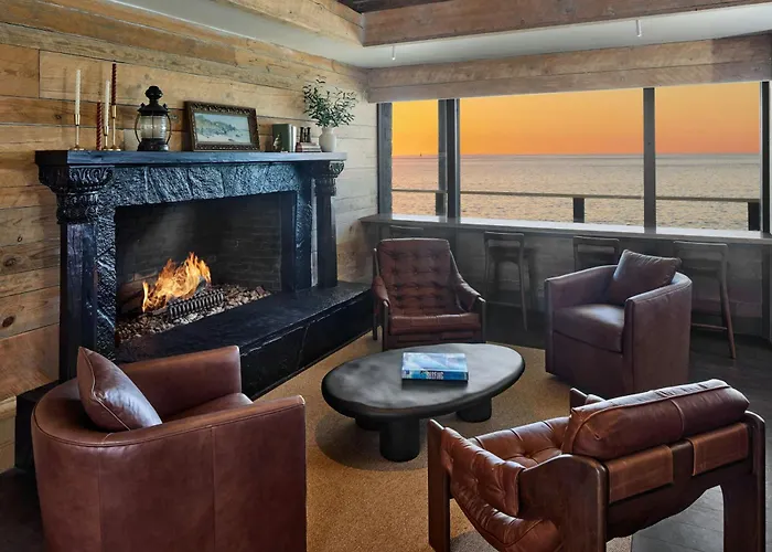 Monterey Beach Hotel, A Tribute Portfolio Hotel